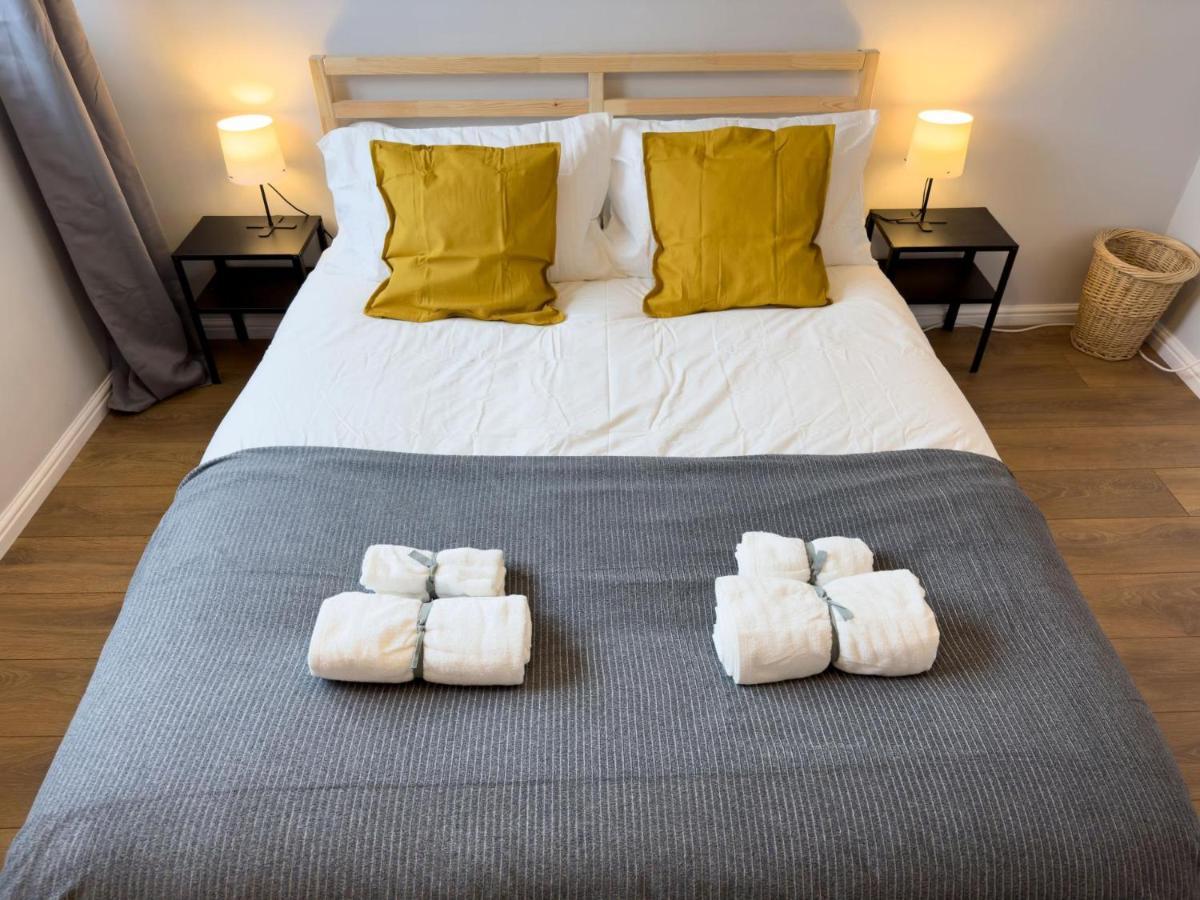 Scandi Style Apartment With Stunning Views Линлитгоу Экстерьер фото