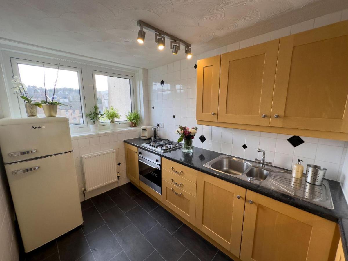 Scandi Style Apartment With Stunning Views Линлитгоу Экстерьер фото